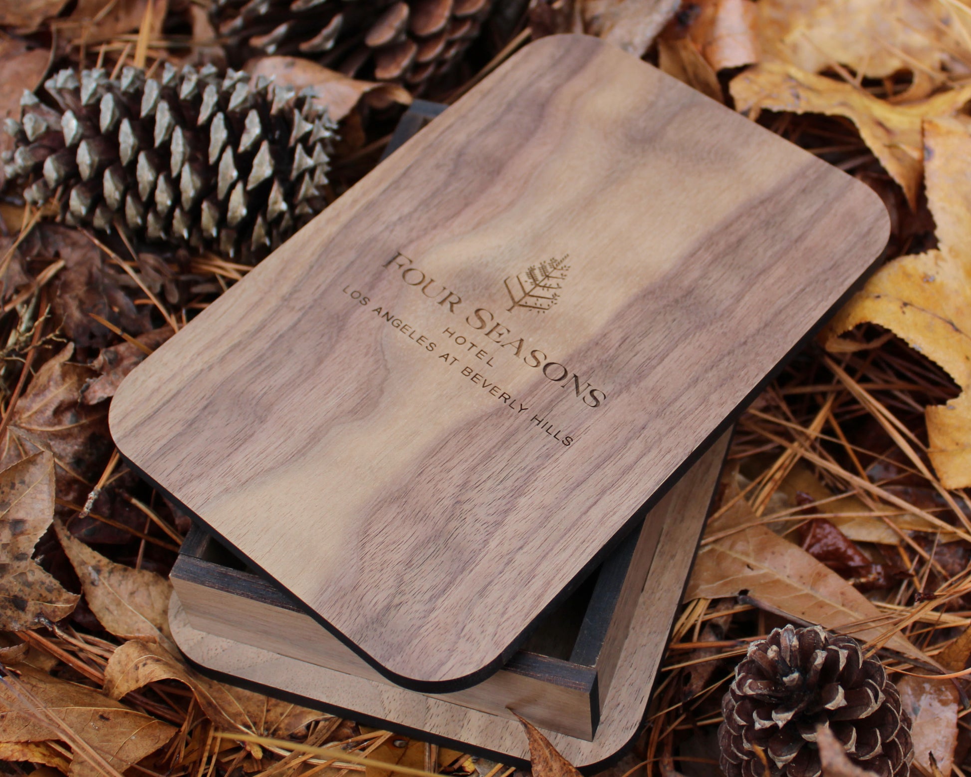 Custom Engraved Walnut Check Presenter Box – Restaurant Tip Holder with Lid